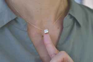Collier en or rose 9 carats avec diamant de laboratoire CVD certifié IGI, taille princesse 4 carats, couleur F, pureté VS1, bijoux fins pour femme, cadeau de luxe, OEM ODM - Product Image 5