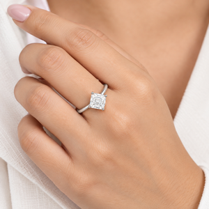 Bague de fiançailles en diamant taille Asscher, argent sterling 925, moissanite, faite à la main, pour mariage ou anniversaire - Product Image 4