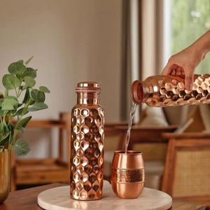 Bouteille artisanale, artisanat traditionnel, décoration rustique, verrerie artisanale, bouteille en cuivre, objet de collection, qualité supérieure - Product Image 1