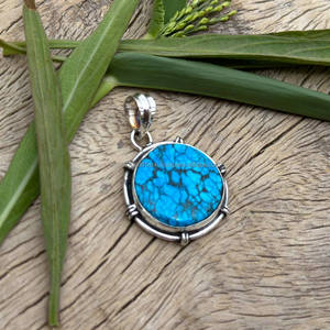 925 pendentif en argent Sterling bijoux Turquoise pierre de naissance à la main en argent collier de guérison couleur bleue pendentif pour colliers femmes - Product Image 6