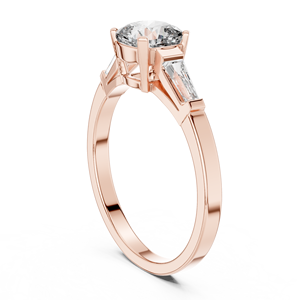 Bague solitaire en or rose 18 carats avec diamant de laboratoire taille coussin, sertie sur une monture baguette, idéale pour les fêtes, les mariages, l'usage quotidien et comme cadeau de luxe pour femme. - Product Image 2