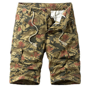 Pantalones cortos cargo para hombre, duraderos, que absorben la humedad, de la mejor calidad, con estampado por sublimación, ligeros, con bolsillos tipo cargo y diseño de camuflaje. - Product Image 1