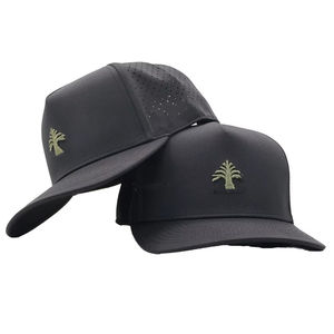Gorras de Béisbol Personalizadas al por Mayor, de Microfibra, de 5 Paneles, Diseño en Blanco, Logotipo Bordado en 3D, Color Gris, con Perforaciones Láser - Product Image 2