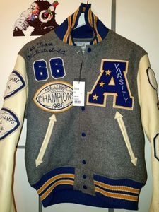Chaqueta Varsity Gris para Hombre Winfield con Parches Bordados y Diseño de Letra A, Estilo Preppy, Ropa de Otoño - Product Image 4