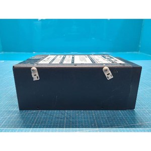 Module d'alimentation DC-DC VICOR Mini MegaPAC MM2-12501, utilisé comme pièce détachée d'équipement semi-conducteur d'époque - Product Image 1