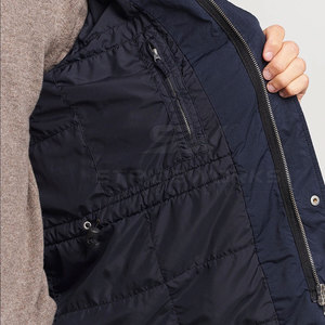 Veste de terrain pour homme personnalisée de haute qualité, en nylon/coton écologique, respirante et légère, avec col rabattable, pour l'extérieur, coupe-vent - Product Image 4