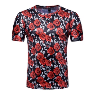 T-shirt à manches courtes pour homme, coupe ajustée, imprimé floral avec motif de roses rouges, 100% coton jersey élasthanne, col rond, vêtement décontracté - Product Image 1