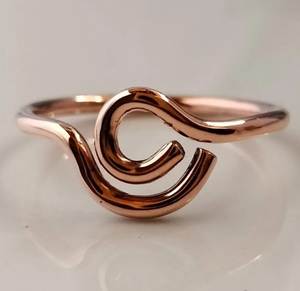Exquisito Anillo de Cobre Diseñado para Ocasiones Elegantes, Accesorios de Moda para Negocios y Uso Personal con Estilo - Product Image 5