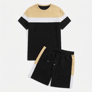 Conjunto de camiseta de manga corta y pantalones cortos para hombre con bloques de color, cuello redondo, ajuste regular, ribete en contraste, conjunto informal de poliéster tejido. - Product Image 6