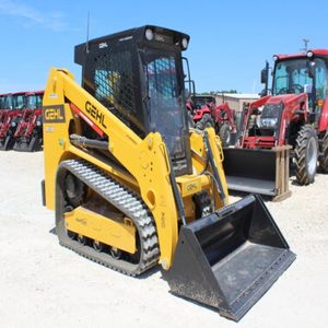 Used Small Crawler Loaders Tracked Skid Steer Loaders with Motor <b>Engine</b> Pump PLC for Household Use For Sale - Product Image 1