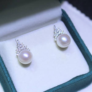 Women's S925 Pure Silver Fine Dangle Earrings Luxury High-End Design Light Luxury <b>Watch</b> Strap Featuring Natural Freshwater <b>Pearl</b> - Product Image 4