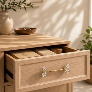Tirador de Gabinete de Latón Premium con Diseño de Mariposa, Decorativo para Cajones, Armarios, Cocinas y Muebles, Herraje con Detalles en Oro - Product Image 2
