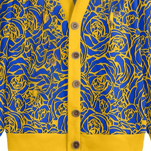 Cardigan d'hiver brodé pour femme de la sororité Sigma Gamma Rho, en laine/cachemire épais de qualité supérieure, avec lettres grecques tricotées, couleur or royal - Product Image 5