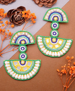 ต่างหูห้อยทรงเรขาคณิตหลากสีสไตล์โบฮีเมียนสำหรับทุกเพศ ประดับด้วยลูกปัดเม็ดเล็ก ลายดอกไม้ ตกแต่งด้วยมุกเทียม ของขวัญแฟชั่น - Product Image 1