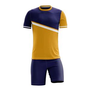 Tenue de football athlétique conçue pour favoriser les mouvements rapides, dotée d'un tissu léger, résistant à la transpiration et d'une conception flexible. - Product Image 3