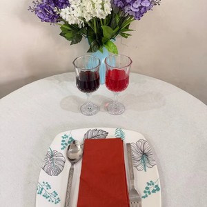 Serviette en coton imprimée rouge rectangulaire, décoration de table classique, 1 pièce, lavable en machine, usage domestique - Product Image 1
