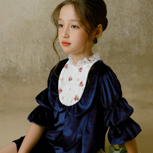 Chaiko House Vestidos de flores para niñas Vestido de baile Terciopelo hasta la rodilla Encaje Lentejuelas Cristal Rebordear Bordado a mano Multicapa-Jena - Product Image 4