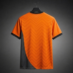 เสื้อฟุตบอลแบบกำหนดเอง เสื้อผ้ากีฬาประสิทธิภาพสูง เสื้อฟุตบอลน้ำหนักเบา ผลิตจากโพลีเอสเตอร์ ระบายอากาศได้ดี ซับเหงื่อ - Product Image 3