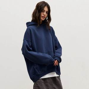 Sudadera con capucha de algodón grueso personalizada para mujer, estilo oversize con hombros caídos, bordado de parche, 400 GSM - Product Image 4