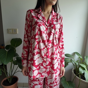 Celestial Melody of Dawn Blossoms y Heritage Weave Camisa de manga larga con pantalones elásticos - Product Image 5