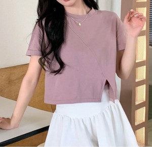 เสื้อครอปท็อปสีม่วงอ่อนทันสมัย ตัดเย็บแบบเฉียง ดีไซน์ร่วมสมัย ผ่าข้าง เสื้อผู้หญิง แขนสั้น ถักแบบสั่งทำพิเศษ ใส่ได้ทุกวัน - Product Image 4
