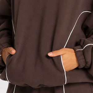 Sweat-shirt à capuche pour garçon en marron mocha avec logo contrasté, sweat-shirt décontracté surdimensionné pour garçon, sweat-shirt à capuche en polaire de qualité supérieure pour garçon - Product Image 3