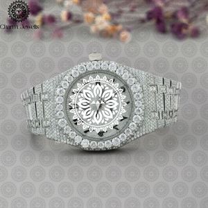 Montre de luxe Charm Jewells en acier inoxydable, boîtier de 40 mm, mouvement mécanique analogique, date automatique, mode vintage pour homme, accents de diamants - Product Image 1