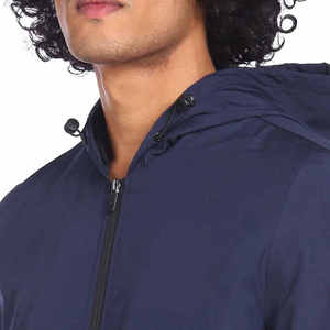 Dernières tendances en matière de vestes softshell en toile enduite unisexes, manches longues, haute qualité, entièrement personnalisables, confortables pour l'extérieur - Product Image 4