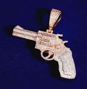 Pendentif Pistolet 3D Iced Out Micro Pavé Moissanite Bling Hip Hop Rapper Chaîne Argent 925 Plaqué Or 14K pour Hommes Bijoux et Accessoires - Product Image 3