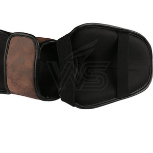 Protège-tibias et protections de pied et de genou en cuir légers et ajustables pour adultes, prix d'usine, pour Muay Thai - Product Image 5