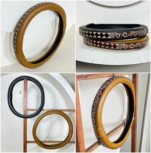 Housse de volant de voiture neuve en cuir de vache western, motif floral et à carreaux, antidérapante, accessoires pour volant 2025 - Product Image 3