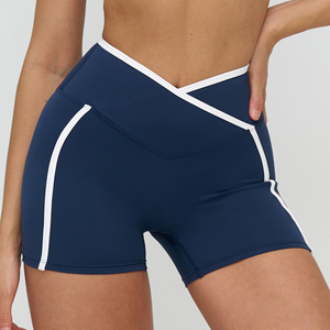 Shorts de sport pour femmes personnalisés avec logo, taille croisée, extensibles, color block, effet push-up, pour fitness et yoga - Product Image 3