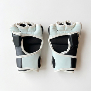 Guantes de Boxeo MMA Profesionales de Cuero Sintético, Impermeables, Transpirables, que Absorben la Humedad, con Correa de Muñeca Ajustable, Color Sólido - Product Image 4