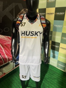 ชุดบาสเก็ตบอลคุณภาพพรีเมียม โพลีเอสเตอร์ 100% รับผลิตตามสั่ง พร้อมเสื้อยืดและกระเป๋าเป้แบบกำหนดเองได้ - Product Image 4
