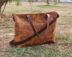 Minimalist Leather Tote <b>Bag</b> <b>Large</b> Capacity Handmade <b>Shoulder</b> <b>Bag</b> for Work Travel & Everyday Use Wholesale Supplier - Product Image 4