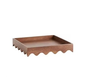 Plateau de service rectangulaire en bois de qualité supérieure avec poignées en laiton, design minimaliste, durable, type plateau solide pour le service des aliments - Product Image 4
