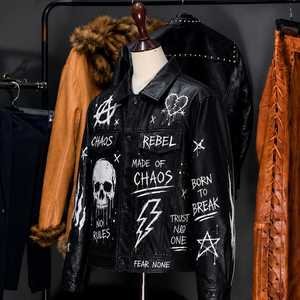 Veste en cuir PU pour homme, style punk, imprimé graffiti de crâne, col rabattu, vêtement d'automne - Product Image 3