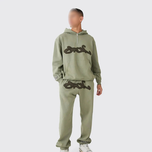 Ensembles Homme Grande Taille Décontractés Légers avec Sweat à Capuche à Cordon et Poche Kangourou et Pantalon Droit Ample – Prix de Gros - Product Image 1