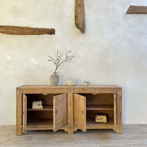 Buffet ancien à quatre portes en bois d'orme massif récupéré, meuble de rangement bas de style campagnard vintage pour salon - Product Image 4