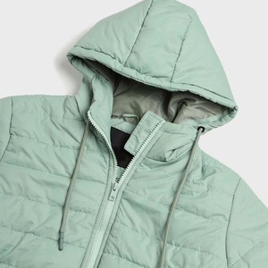 Prix d'usine OEM – Manteau matelassé en toile tricotée personnalisé pour femme, respirant, imperméable, coupe-vent, décontracté pour l'hiver - Product Image 5