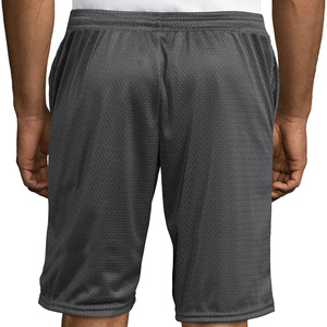 Shorts en polyester gris foncé pour homme, taille élastique, respirant, couleur unie, coupe classique, vêtements de sport pour adultes avec poches - Product Image 3
