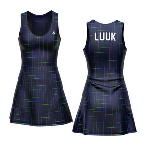 Robe de tennis sans manches pour femme, personnalisée, de haute qualité, avec logo d'équipe imprimé sur le devant, séchage rapide et évacuation de l'humidité - Product Image 4