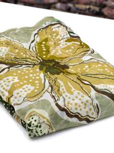 Tela de Chifón Estampada Digital Premium con Bordado, Diseño Floral, Suave y Lisa para Vestidos - Product Image 1
