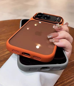 <span class=keywords><strong>Cover</strong></span> per <span class=keywords><strong>iPhone</strong></span> 17 16 15 14 13 Pro Max in PC Nero Traslucido con Anello Metallico per Fotocamera e Protezione Magnetica Anti-Caduta - Vendita all'Ingrosso - Product Image 2