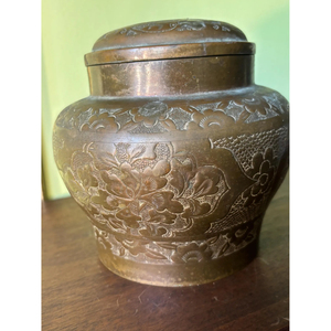 Modern Unique Home Accent Decoration Gold Color Textured Vase Table Accessories Brass Made Ginger Jar From Indian Exporter - Product Image 4