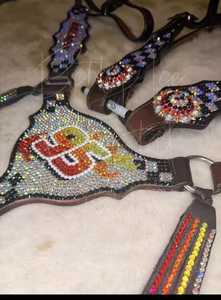 Collarín de pecho para caballo de cuero con diamantes de imitación personalizados 2026, diseño de lujo con rayo y texto Kachow, equipo de equitación western - Product Image 6
