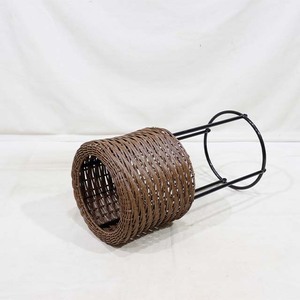 Supports à fleurs en plastique les mieux notés, base en métal, jardinières de sol, style minimaliste, design circulaire, durables, écologiques - Product Image 6