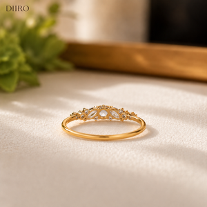 Anillo de Compromiso con Diamante de Corte Redondo, Piedra Lateral Marquise de Moissanita, Anillo de Boda Nupcial Chapado en Oro Amarillo, Anillo de Promesa - Product Image 4