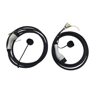 Cavo di ricarica EV da Tipo 2 a Tipo 2, 7kW 32A, Modalità 3, Monofase, Impermeabile IP55, Certificato CE FCC UKCA, in Rame Puro, Cablaggio per Ricarica Rapida - Product Image 2