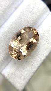 Piedra de Morganita Natural Certificada, Corte Ovalado, con Excelente Color y Brillo, Beryl Natural de 10.28 Quilates, Limpia con Lupa - Product Image 5